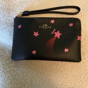 🆕 Coach Wristlet Signature Canvas Disco Star Print Black Wristlet